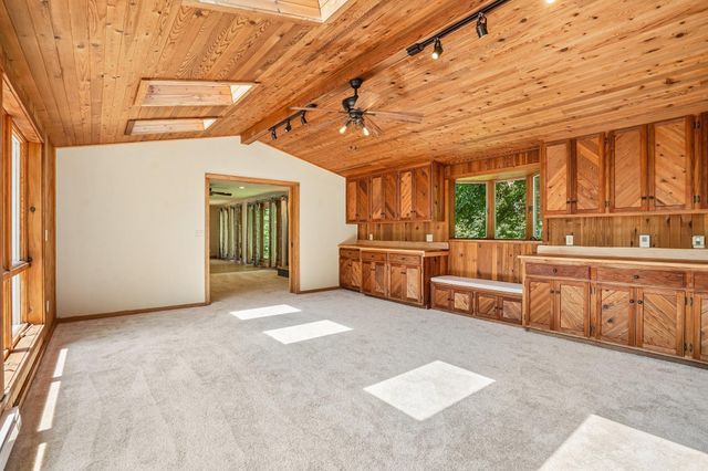 325 Townsvalley Road, River Falls, WI 54022