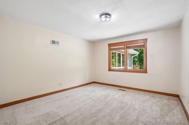 325 Townsvalley Road, River Falls, WI 54022