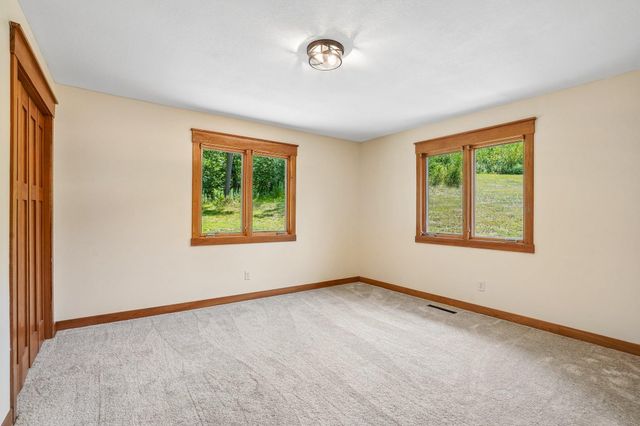 325 Townsvalley Road, River Falls, WI 54022