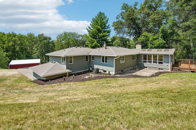 325 Townsvalley Road, River Falls, WI 54022