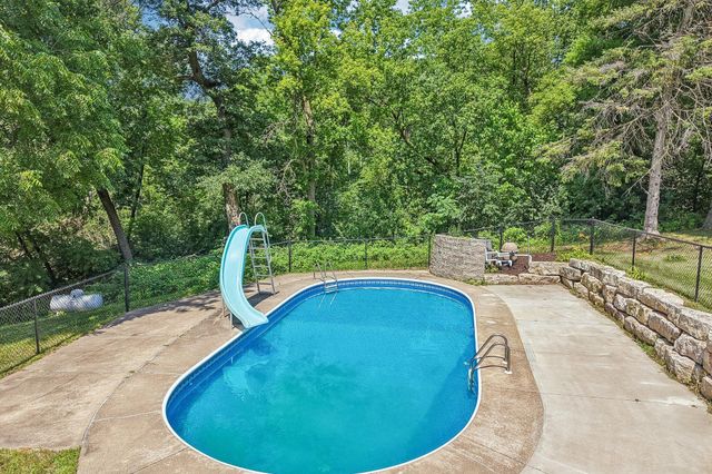 325 Townsvalley Road, River Falls, WI 54022