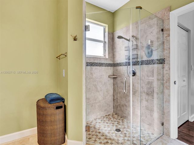 2117 NE 40th Rd, Homestead, FL 33033
