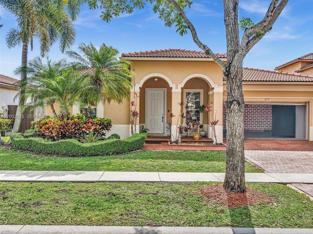 2117 NE 40th Rd, Homestead, FL 33033