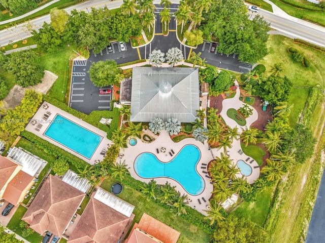 2117 NE 40th Rd, Homestead, FL 33033