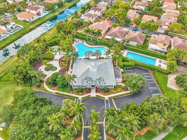 2117 NE 40th Rd, Homestead, FL 33033
