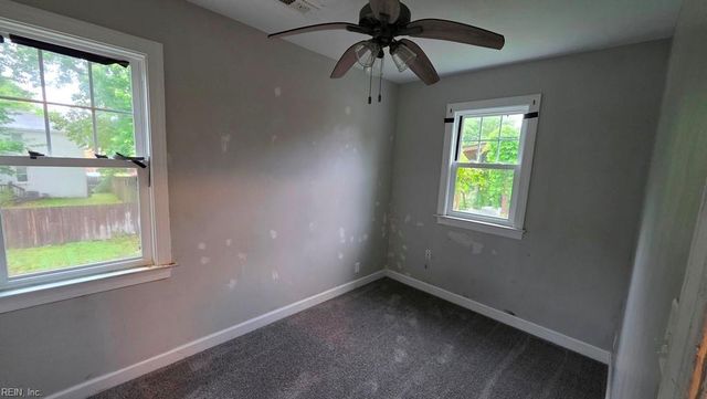 130 Burns ST, Hampton, VA 23669