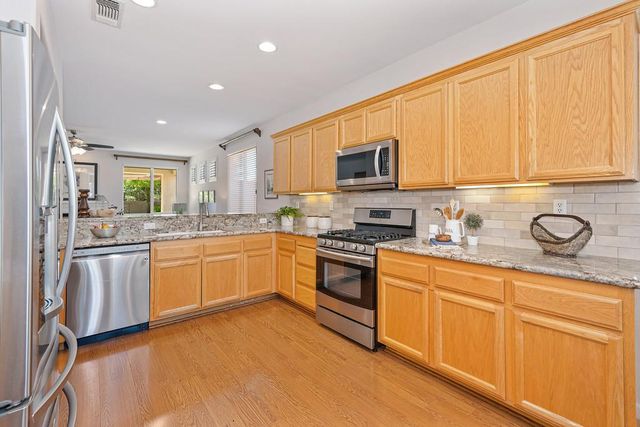 8026 Fallview Way, El Dorado Hills, CA 95762