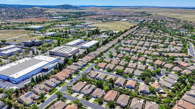 8026 Fallview Way, El Dorado Hills, CA 95762