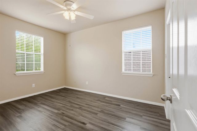 1833 Forsythe Drive, Savannah, TX 76227