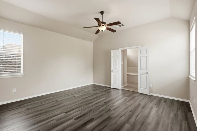1833 Forsythe Drive, Savannah, TX 76227
