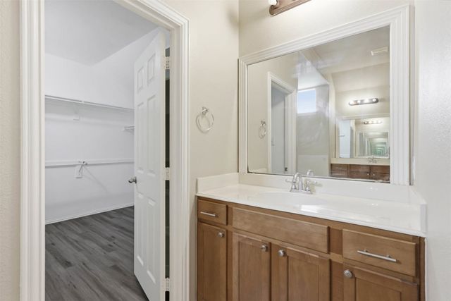 1833 Forsythe Drive, Savannah, TX 76227