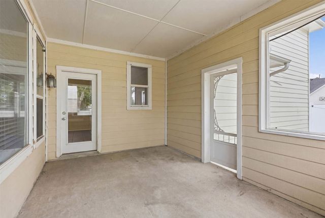 1833 Forsythe Drive, Savannah, TX 76227