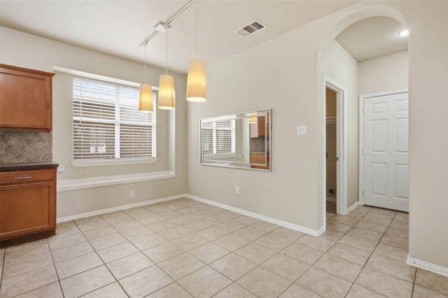 1833 Forsythe Drive, Savannah, TX 76227