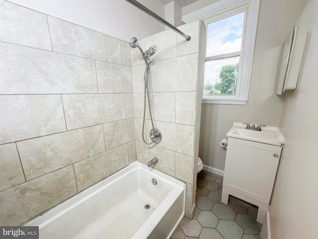 2512 E CHASE ST, Baltimore, MD 21213