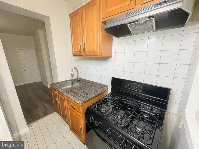 2512 E CHASE ST, Baltimore, MD 21213