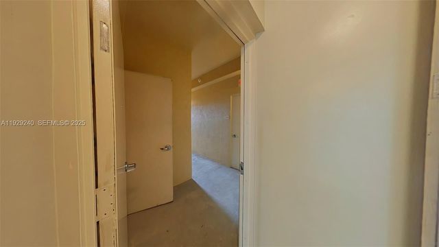 1607 Ponce De Leon Blvd 12E, Coral Gables, FL 33134