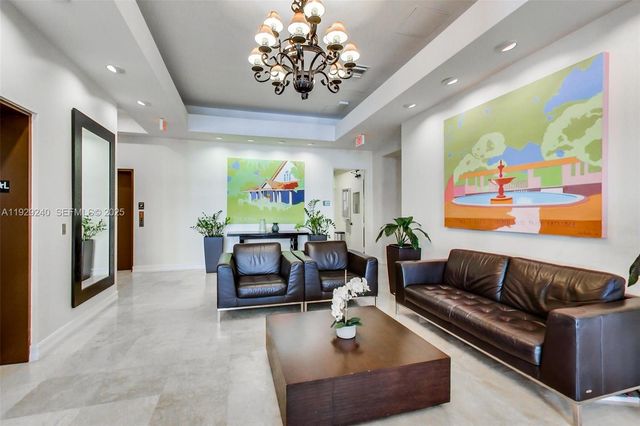 1607 Ponce De Leon Blvd 12E, Coral Gables, FL 33134