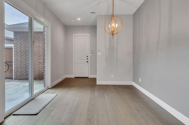 8761 Bridge Street, North Richland Hills, TX 76180