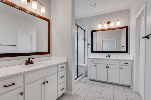 8761 Bridge Street, North Richland Hills, TX 76180