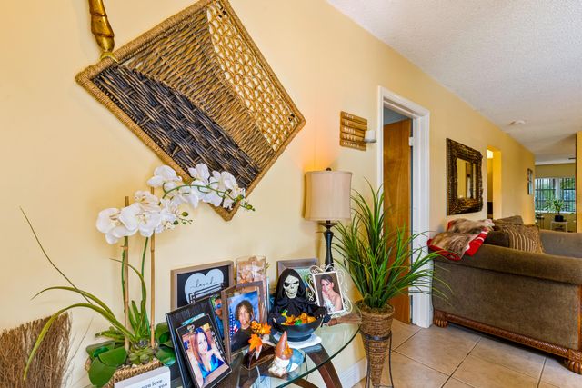 7651 NW 74th Avenue 1-2, Tamarac, FL 33321