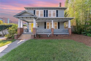 106 N Hawthorne Road, Winston-salem, NC 27104