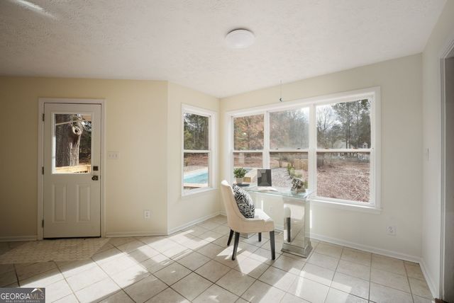 12 Clearwater Road, Sharpsburg, GA 30277