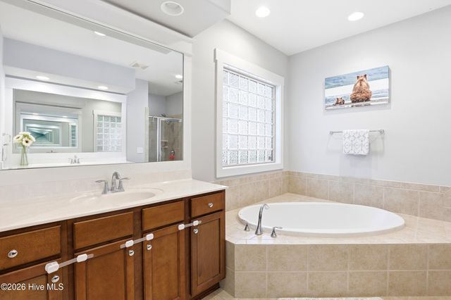 8184 Compass Pointe East Wynd NE, Leland, NC 28451