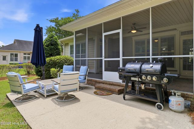 8184 Compass Pointe East Wynd NE, Leland, NC 28451