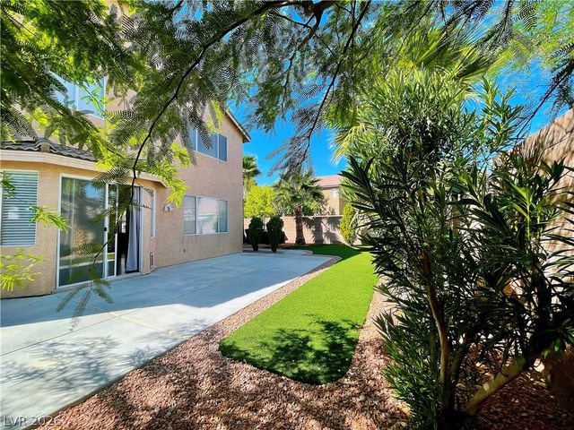 9964 Canyon Peak Drive, Las Vegas, NV 89147