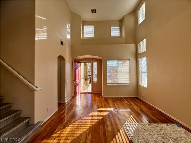 9964 Canyon Peak Drive, Las Vegas, NV 89147