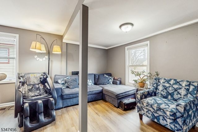 20 S 8Th Ave, Manville Boro, NJ 08835