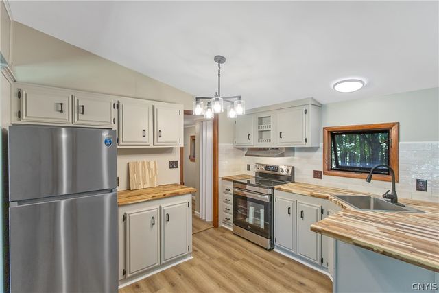 131 Bardeen Road, Hastings, NY 13076