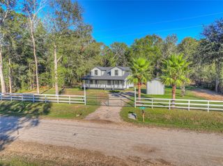 420 Oak Forest Drive, Shepherd, TX 77371