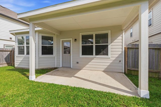 3653 Cub Drive, Conroe, TX 77301