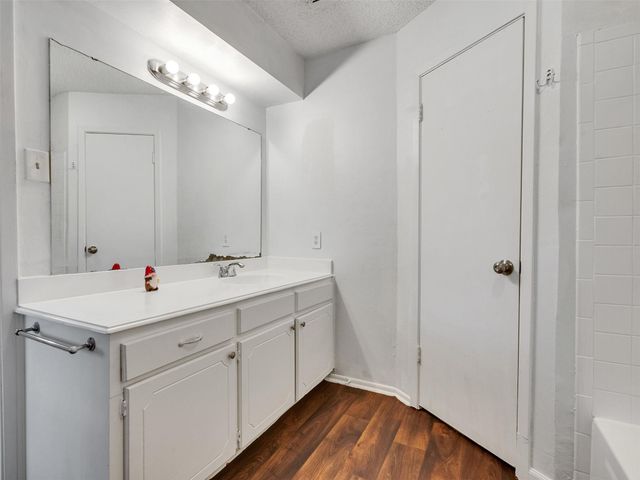 5602 Rivergate Drive, Spring, TX 77373