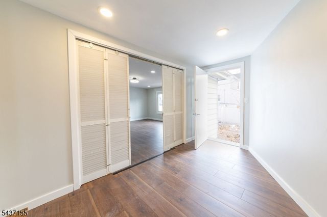 34 Kearney St, Lyndhurst Twp., NJ 07071