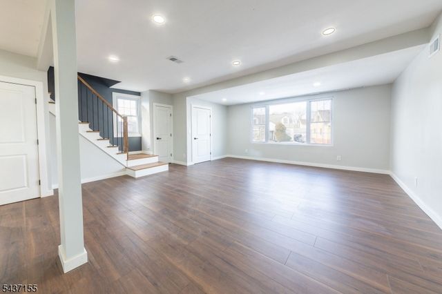 34 Kearney St, Lyndhurst Twp., NJ 07071