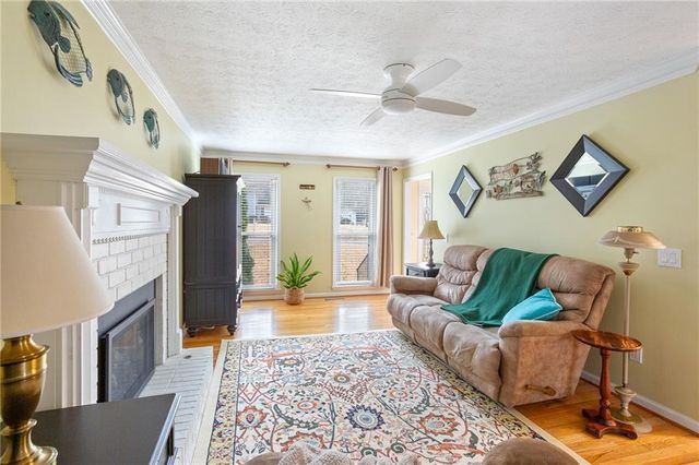 1027 Peace NW Drive, Kennesaw, GA 30152