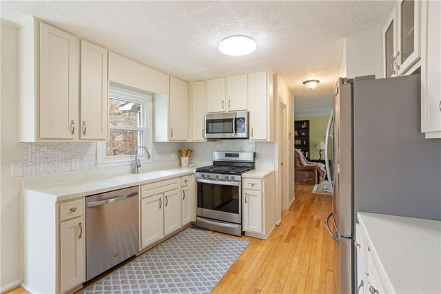 1027 Peace NW Drive, Kennesaw, GA 30152