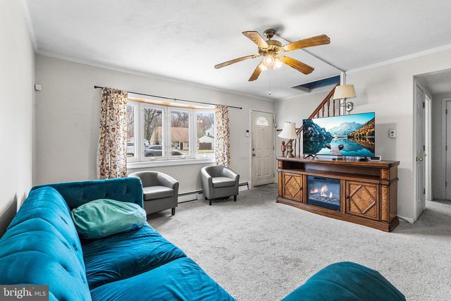 955 TERRACE, Ewing, NJ 08618