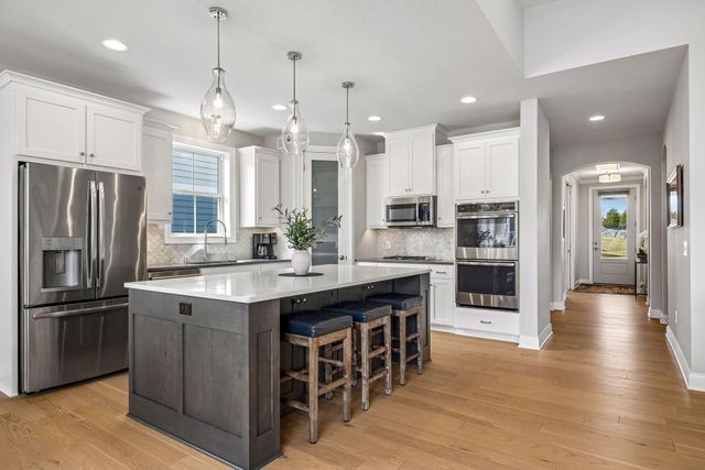 5420 Alvarado Lane N, Plymouth, MN 55446