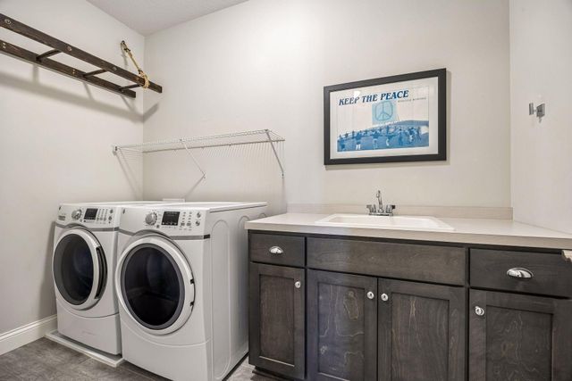 5420 Alvarado Lane N, Plymouth, MN 55446