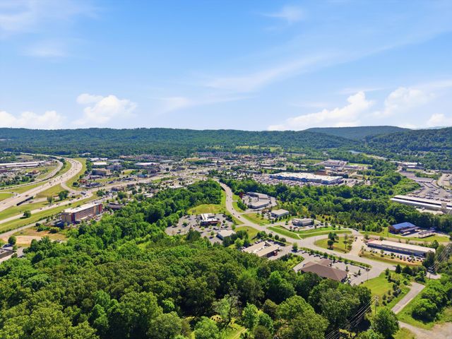 5616 Wolfpack Trail, Ooltewah, TN 37363