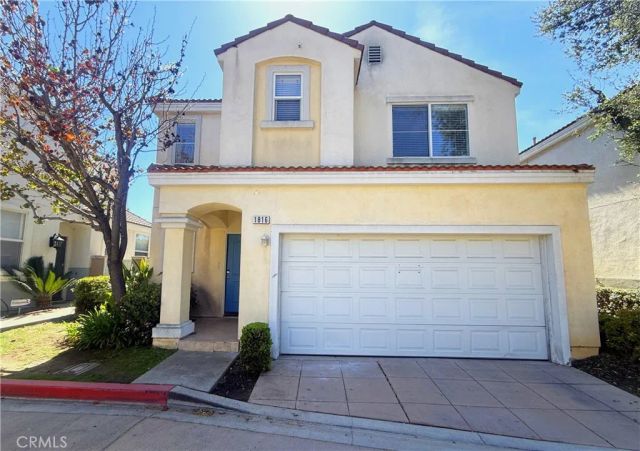 1816 Saint Louis Avenue, Signal Hill, CA 90755