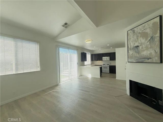 1816 Saint Louis Avenue, Signal Hill, CA 90755