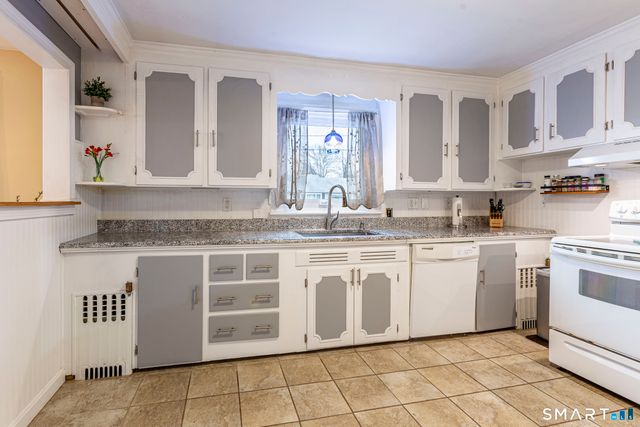 5 Claremont Avenue, Enfield, CT 06082