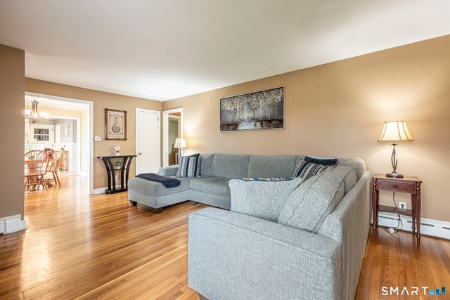 5 Claremont Avenue, Enfield, CT 06082