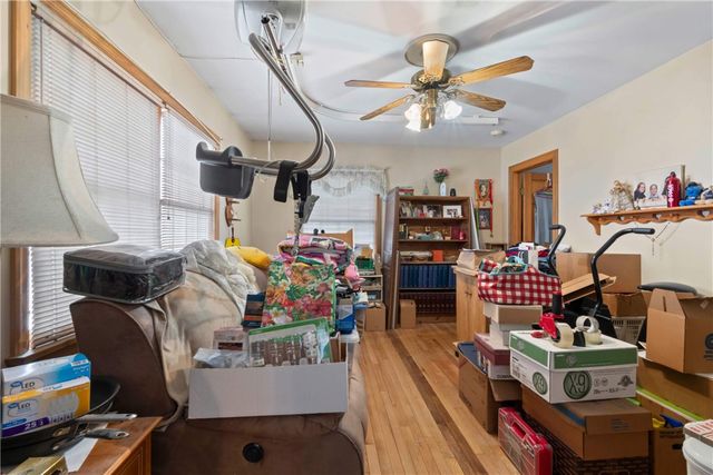 2545 Ashwood Ct, Economy, PA 15042