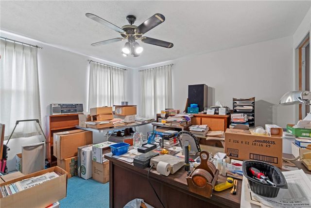 2545 Ashwood Ct, Economy, PA 15042