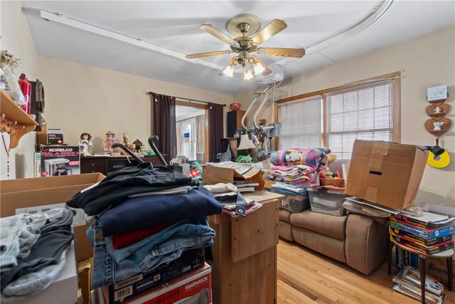 2545 Ashwood Ct, Economy, PA 15042